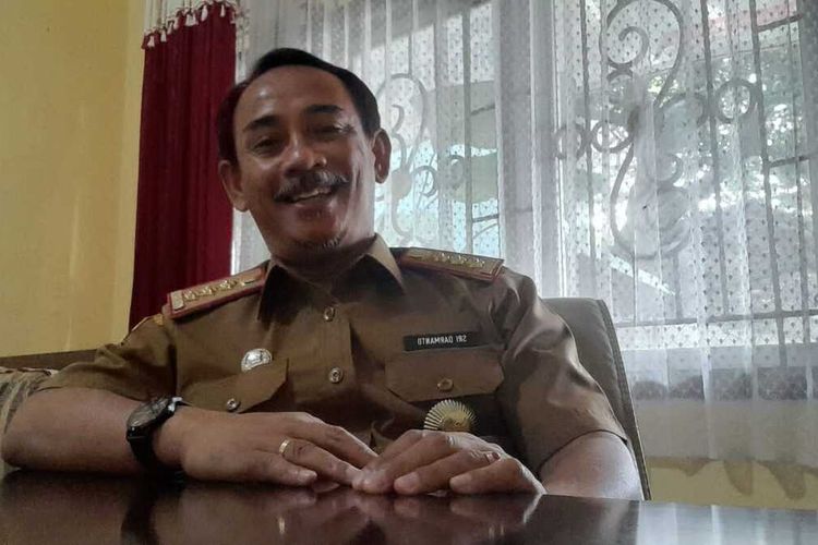 Camat Gempol Cirebon Gugat Batas Usia Pensiun ASN ke Mahkamah Konstitusi