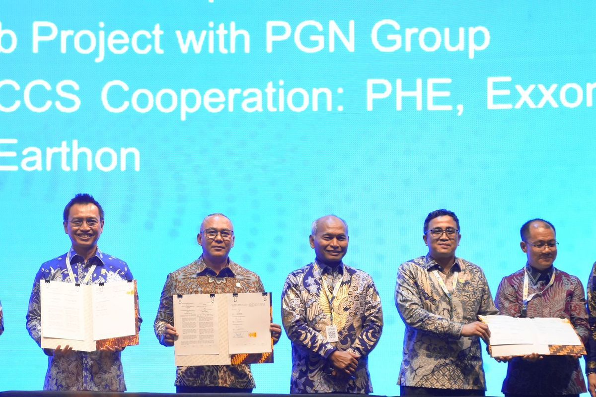 PGN menandatangani kesepakatan strategis dengan INPEX CORPORATION (INPEX) terkait rencana penyerapan (offtake) LNG dan gas bumi dari Proyek Abadi LNG, Blok Masela, dalam Indonesian Petroleum Association Convention and Exhibition (IPA Convex) 2026 di Jakarta, Rabu (20/5/2026).