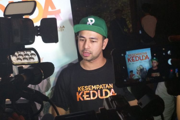 Raffi Ahmad saat peluncuran poster dan trailer Film Kesempatan Keduda di kawasan Kebayoran Baru, Jakarta Selatan, Senin (10/9/2018).