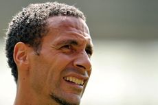 Rio Ferdinand Akui Nyaris Gabung ke Arsenal