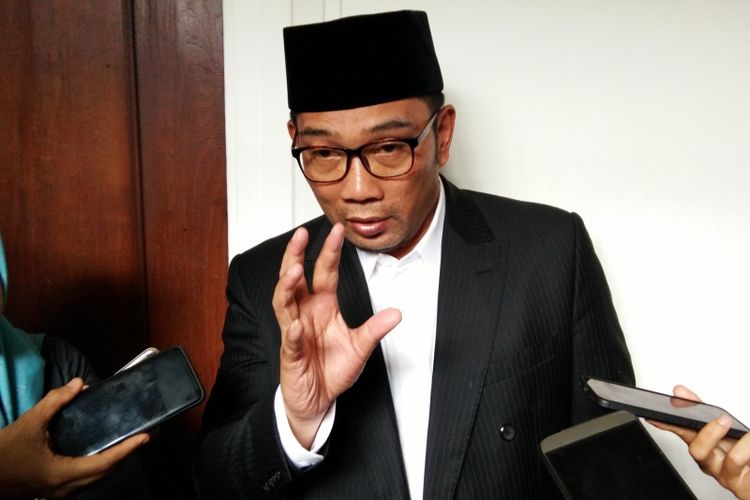 Gubernur Jawa Barat Ridwan Kamil saat ditemui di Gedung Sate, Jalan Diponegoro, Senin (29/10/2018).