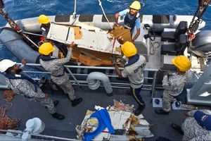 Pakistan Temukan Puing Pesawat Kargo Boeing Jatuh di Laut Arab, 5 Awak Hilang