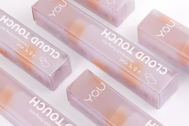 Y.O.U Beauty meluncurkan koleksi lip tint terbaru, yakni Y.O.U Cloud Touch Fixing Tint. 