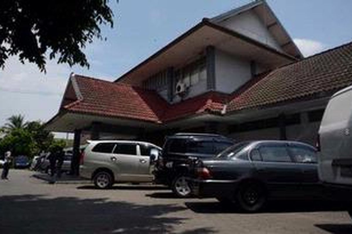 Berbagai aktivitas di LP Cebongan di Desa Sumberadi, Mlati, Sleman, DI Yogyakarta, Senin (25/3/2013), berangsur normal. Lapas tersebut menyiapkan sejumlah kegiatan rehabilitasi untuk menghilangkan trauma bagi penghuni dan petugas di tempat tersebut pascapenyerbuan oleh gerombolan bersenjata api tiga hari sebelumnya.  