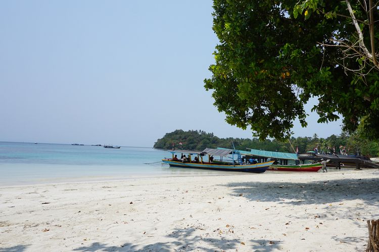 Pulau Pahawang, Lampung.