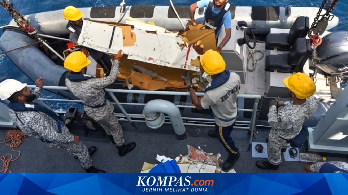 Pakistan Temukan Puing Pesawat Kargo Boeing Jatuh di Laut Arab, 5 Awak Hilang