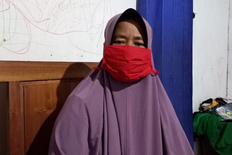 Kepala Dusun Putuk Rejo, Kutai Kertanegara, Rohmatul Umah mengakui, sulit melakukan sosialisasi di tengah pandemi akibat pembatasan kegiatan.