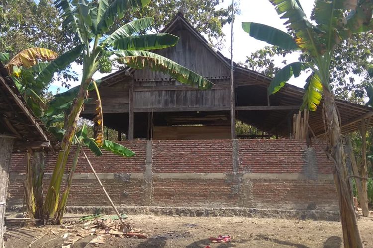 Rumah milik Giman (47) warga Desa Mengger, Kecamatan Karanganyar Kabupaten Ngawi, Jawa Timur.