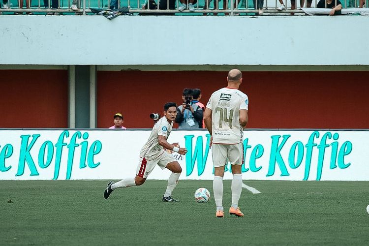 Aksi Mohammed Rashid dalam laga pekan ke-18 Liga 1 2023-2024 antara PSS vs Bali United di Stadion Maguwoharjo, Sleman, DI Yogyakarta, Jumat (3/11/2023).