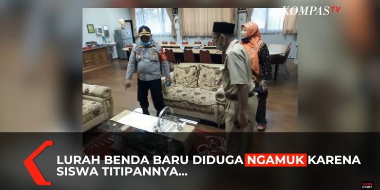 Lurah Benda Baru, Tangerang Selatan, merusak barang di ruang Kepala SMA Negeri 3 Tangsel karena merasa kesal akibat calon siswa yang direkomendasinya ditolak pihak sekolah.