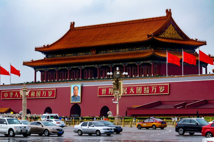 China Blokir “Influencer” yang Hobi Pamer Harta, Tekan Materialisme di Kalangan Remaja