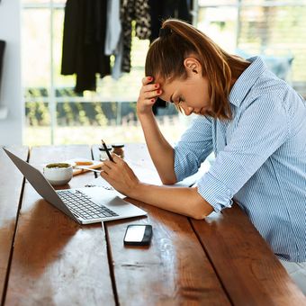 Penyebab dan gejala burnout.