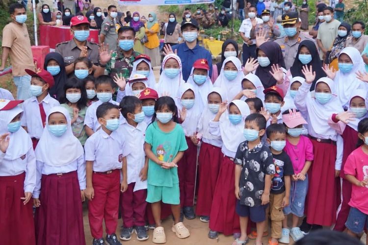 Asap Kiriman Makin Pekat, Murid di Dharmasraya Sumbar Kembali Belajar dari Rumah
