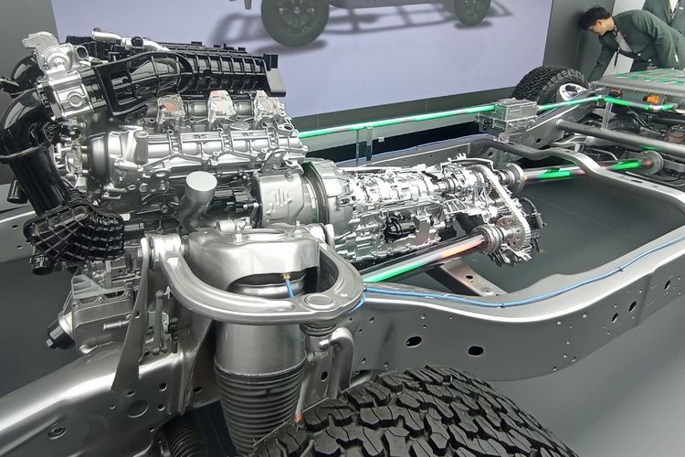 Teknologi hybrid 4WD Hi4-T
