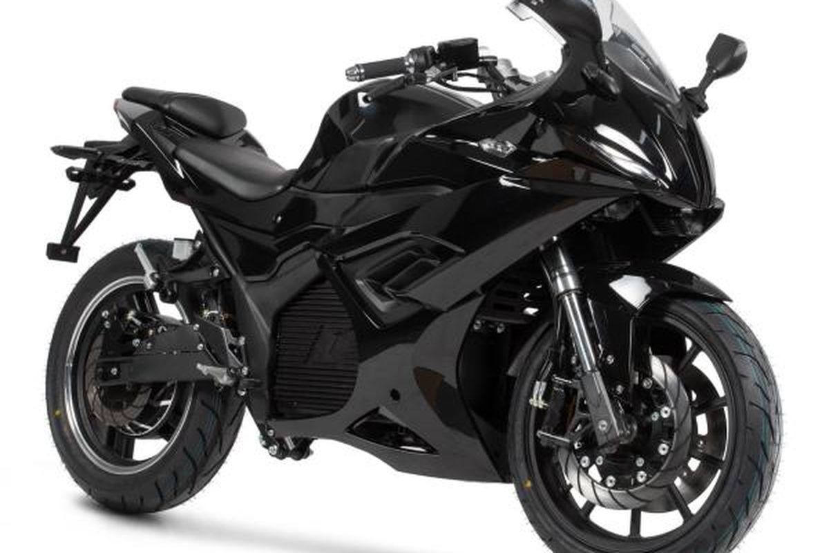 Motor listrik Rider SR8 yang mirip Yamaha R6 dikawinkan dengan Kawasaki Ninja Fi