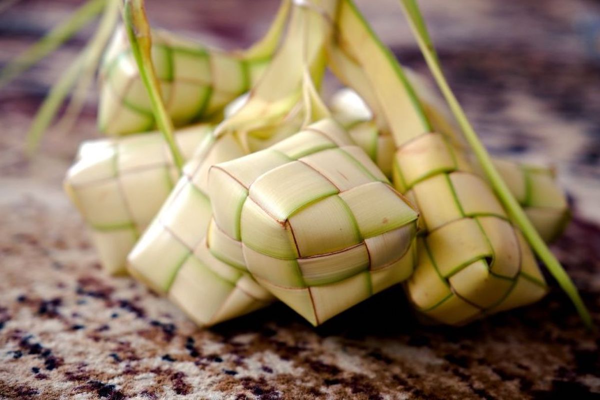 Empat makna filosofis ketupat warisan sunan Kalijaga.