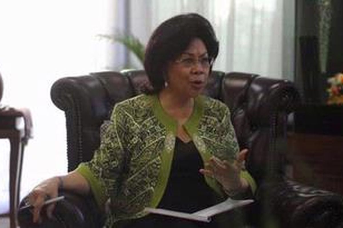 Menteri Kesehatan - Nafsiah Mboi