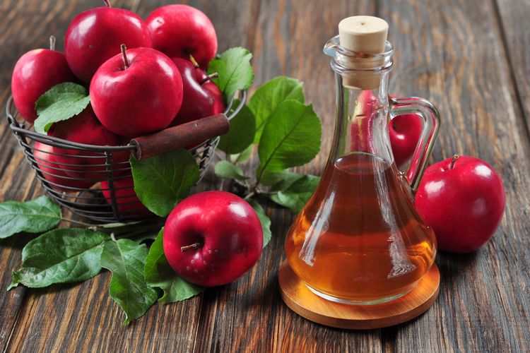 Cuka apel bisa digunakan meredakan gatal di kulit kepala.