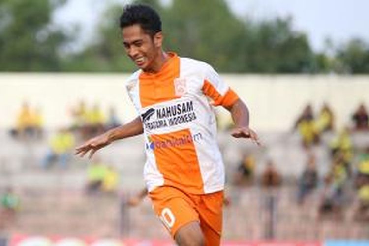 Striker Pusamania Borneo FC, Fandi Ahmad. 