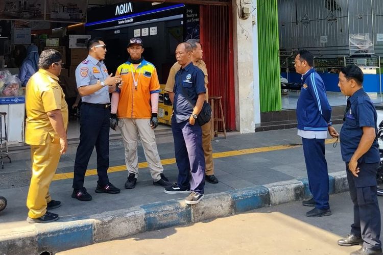 Jukir di Pasuruan Diancam SP1 dan Lahan Disegel, jika Tak Setor Dalam 3 Hari