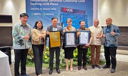 Pengelolaan Terukur dan Berkelanjutan, UOB Plaza Raih Sertifikat Bangunan Hijau GBCI