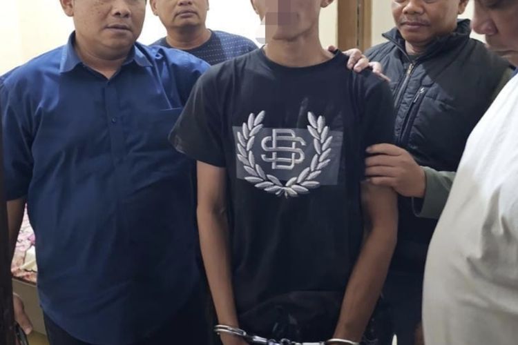 Cemburu, Pria di Pamekasan Bacok Mantan Pacar Pasangannya di Kostan