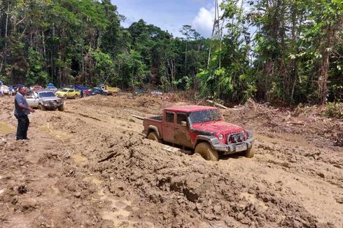 Periksa Jalan Trans Papua Ruas Jayapura-Wamena, Wamen PUPR: Ada yang Rusak dan Berlumpur