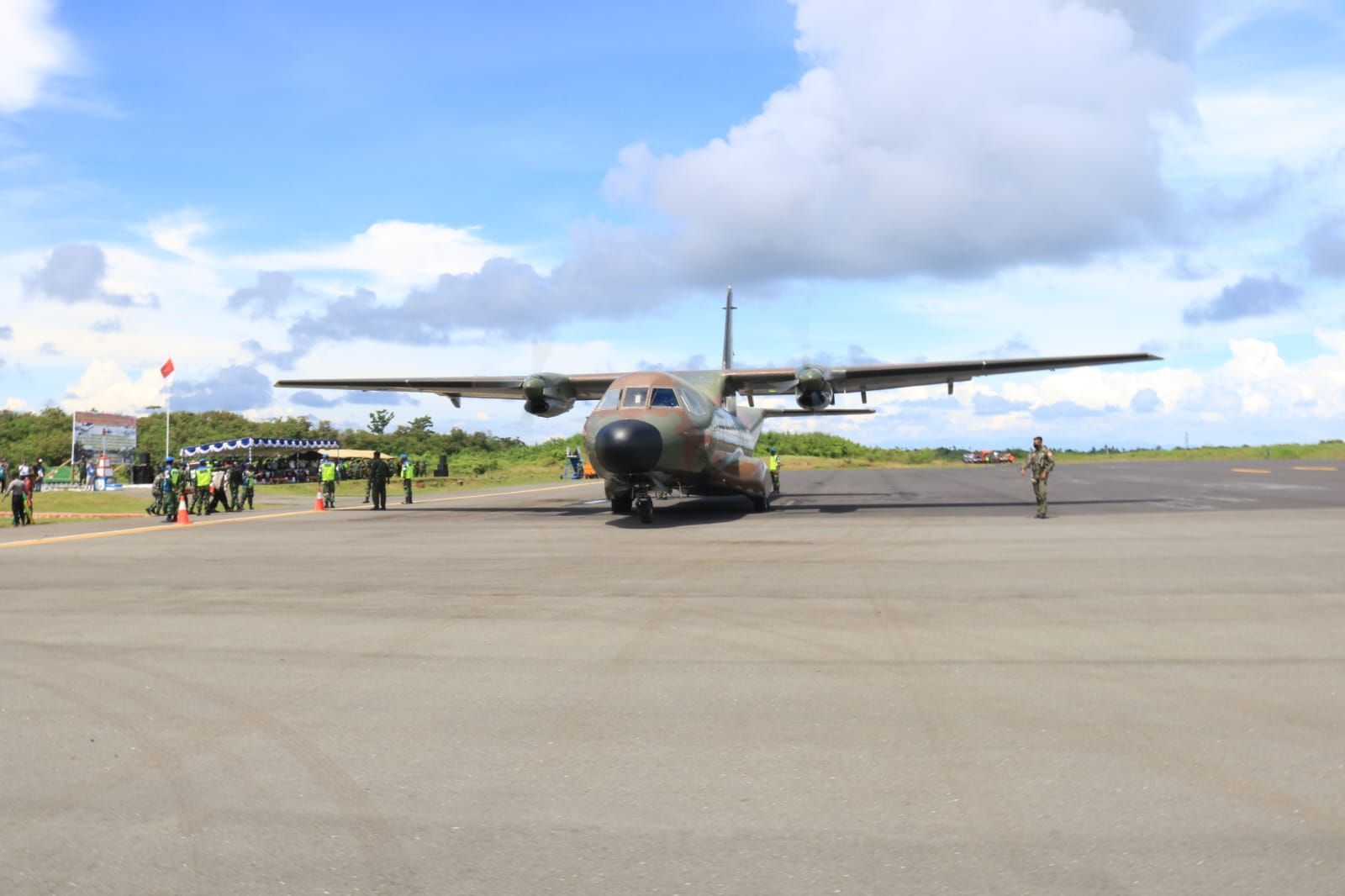 Pesawat TNI AU CN-235 Tergelincir di Bandara Wamena, Pilot dan Kru Selamat