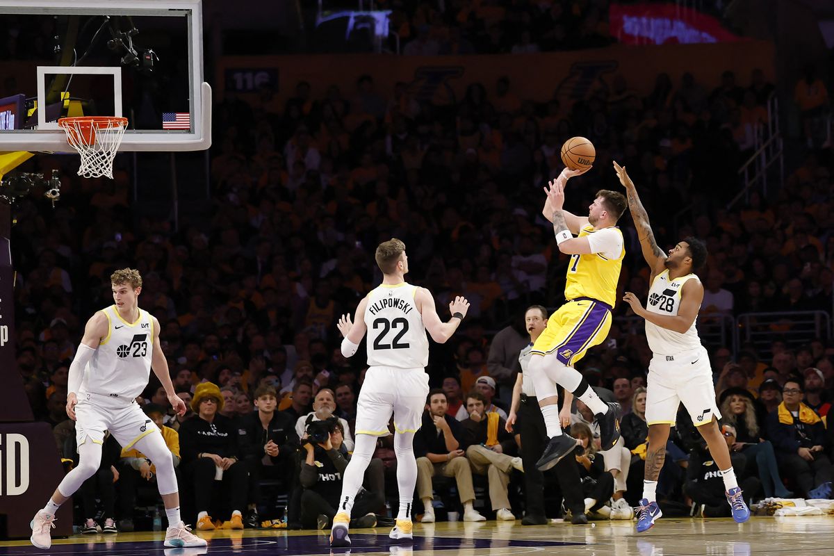 24 Menit Debut Luka Doncic di Los Angeles Lakers: Sumbang 14 Poin untuk ...