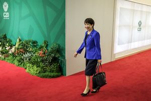 PM Jepang-China Cuek-cuekan di KTT G20, Tak Saling Sapa
