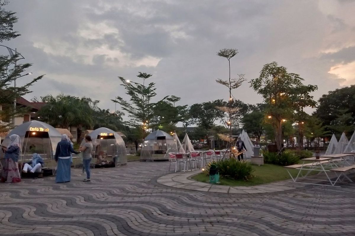 Cafe Tenda Surabaya