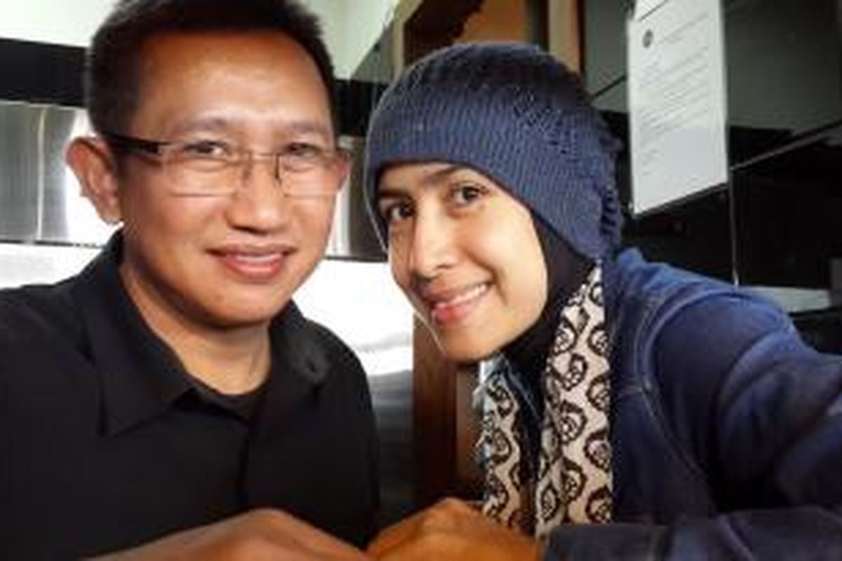 Eep Saefulloh Fattah dan Sandrina Malakiano