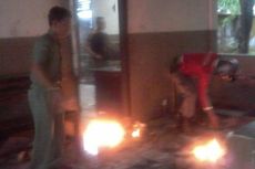 Demo BBM, Mahasiswa Lempar Bom Molotov ke Kantor Satpol PP