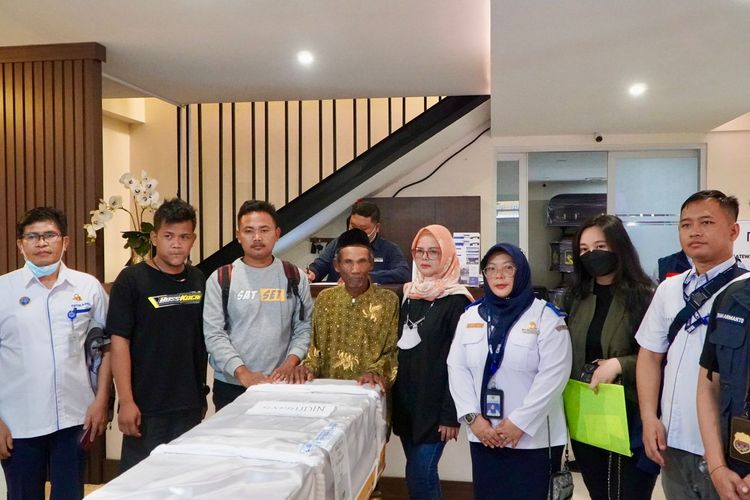 Kementerian Perhubungan memfasilitasi pemulangan 3 jenazah Anak Buah Kapal (ABK) MV.2 HESIN 