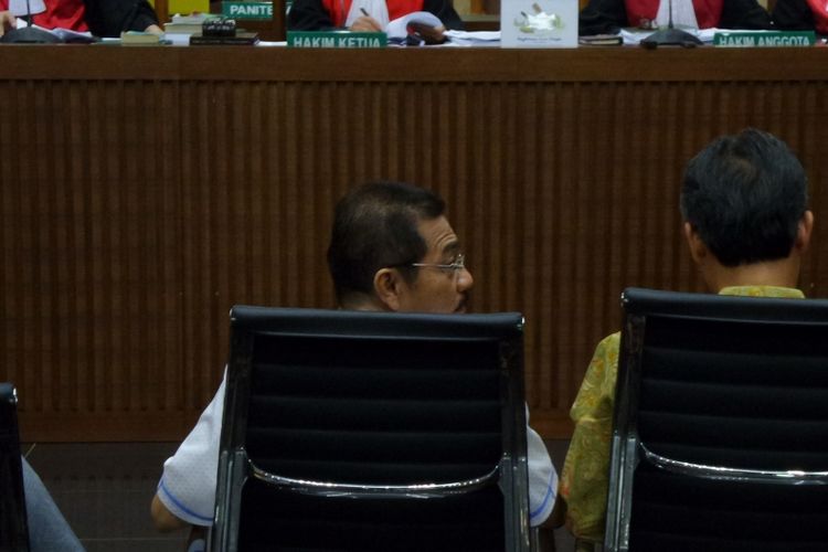 Mantan Menteri Dalam Negeri, Gamawan Fauzi, di Pengadilan Tipikor Jakarta, Kamis (16/3/2017).