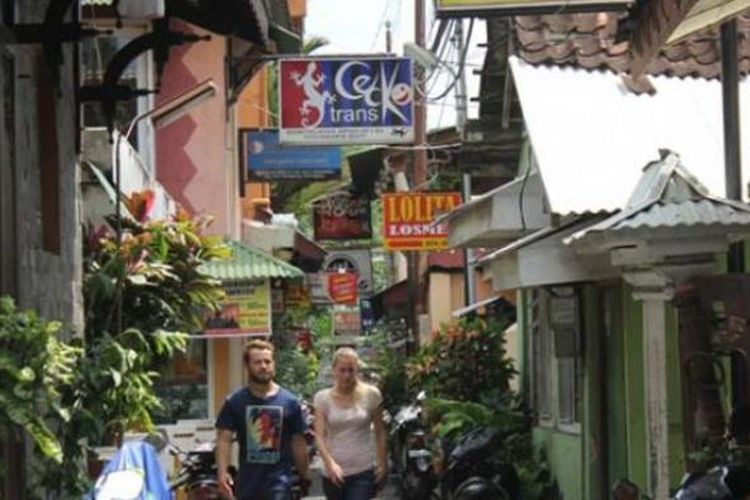 Jika sedang mencari wisata dekat Stasiun Tugu Yogyakarta, kawasan Kampung Wisata Sosromenduran juga bisa menjadi pilihan.