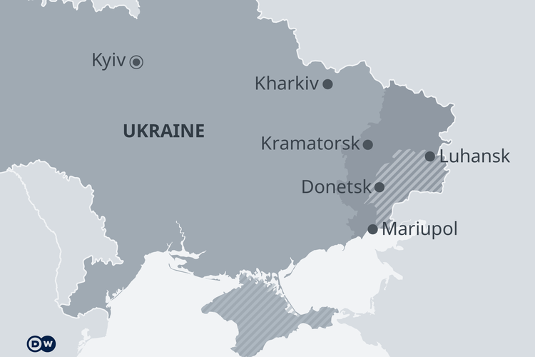 Distrik Luhansk dan Donetsk (abu-abu gelap), kawasan industri penting di Ukraina timur.

