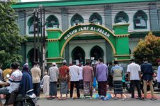 Cerita Warga Bekasi yang Khawatir Saat Shalat Jumat Tanpa Protokol Pencegahan Covid-19