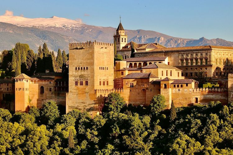 Pascagempa Granada, Istana Alhambra di Spanyol Ditutup Sementara untuk Turis