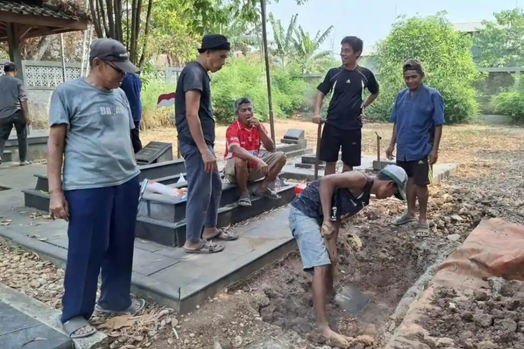 Sebelum Wafat, Mantan Gubernur Jabar Danny Setiawan Punya Wasiat soal Tempat Peristirahatan Terakhir