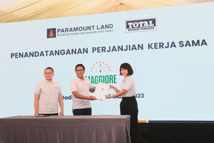 Paramount Land tunjuk PT Total Bangun Persada Tbk  TOTAL BANGUN PERSADA Tbk sebagai kontraktor utama dilakukan oleh M. Nawawi, Presiden Direktur Paramount Land didampingi oleh Norman Daulay, Direktur Paramount Land dan Janti Komadjaja selaku Presiden Direktur PT TOTAL BANGUN PERSADA Tbk.