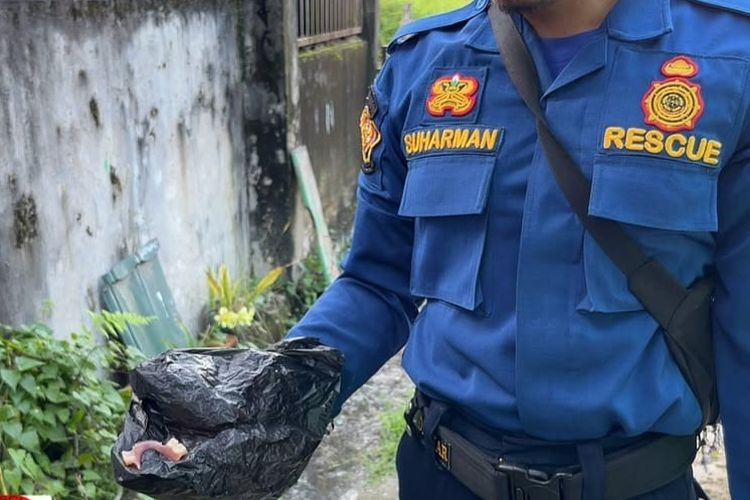 Bukan Padamkan Api, Damkar Nunukan Justru Cari Gigi Palsu Lansia yang Hilang di Wastafel