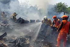 4 Rumah Semipermanen dan Lapak Barang Rongsokan Terbakar, Korban Rugi Rp 100 Jutaan