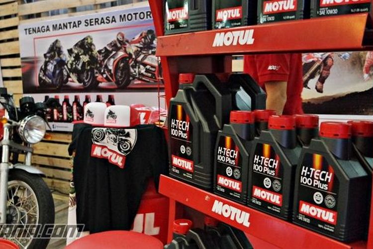 Strategi Motul Bersaing di Pasar Oli Motor Premium