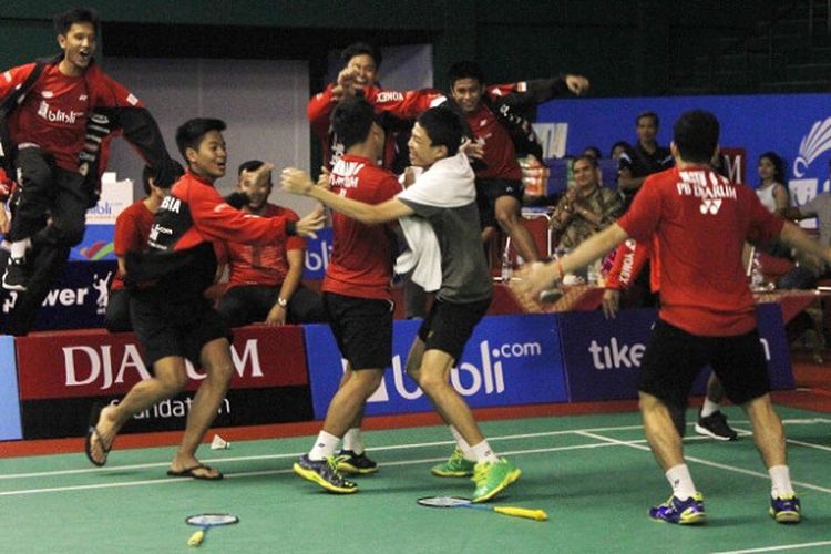 Tim putra PB Djarum Kudus U-17 berhasil menjadi juara pada Blibli.com Superliga Junior 2017 yang diselenggarakan di GOR Djarum, Magelang, Sabtu (9/12/2017) malam.