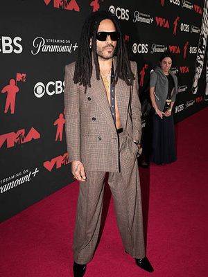 Lenny Kravitz menghadiri MTV Video Music Awards 2025 di UBS Arena pada 07 September 2025 di Elmont, New York.