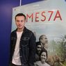 Ini Alasan Nicholas Saputra Bangun Vila di Pinggir Hutan Sumatera Utara 