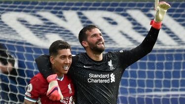 Kata Arne Slot soal Transfer Alisson, Belum Ada Tawaran ke Liverpool