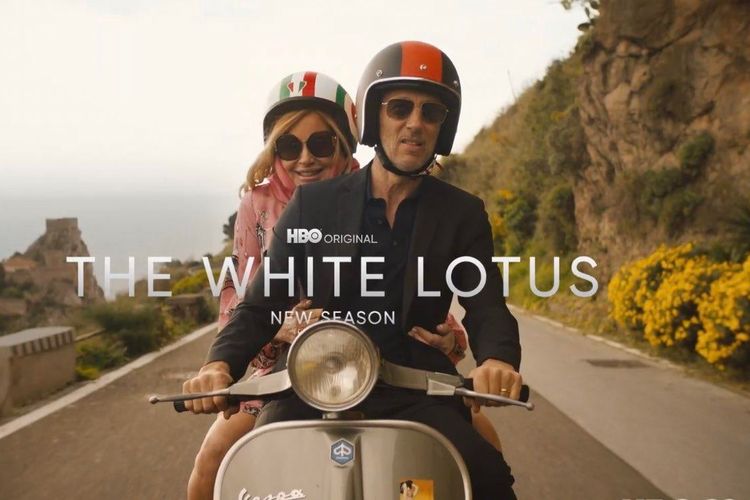 Poster serial komedi The White Lotus Season 2