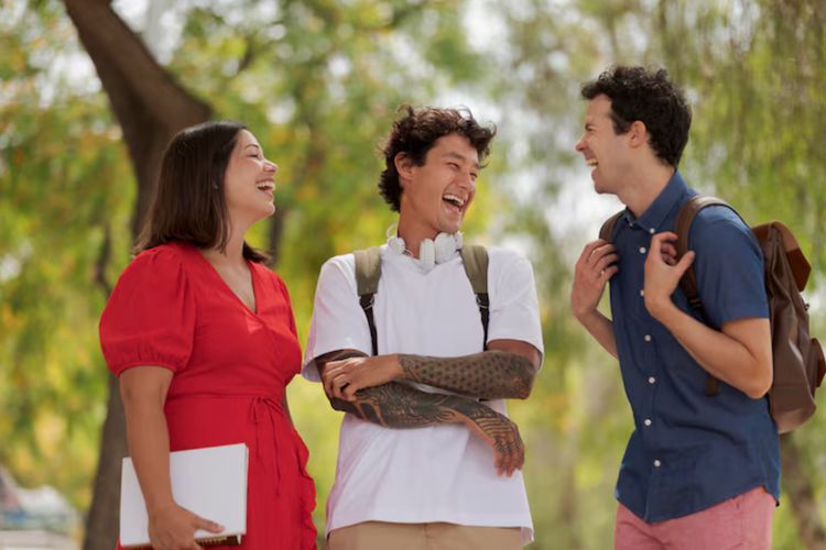 Siapa zodiak paling lucu? Dari Gemini hingga Sagittarius, ini 5 tanda yang selalu bikin suasana ceria dan tertawa spontan.